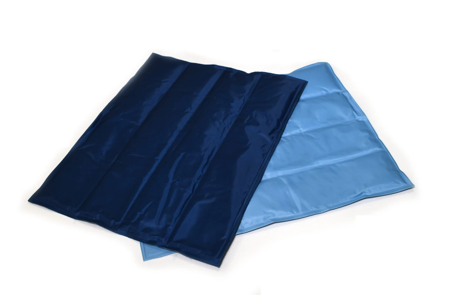 Manta Refrescante Cool Mat Azul Marino Para Perros Y Gatos 5 Manta Refrescante Cool Mat Azul Marino Para Perros Y Gatos - Imagen 3