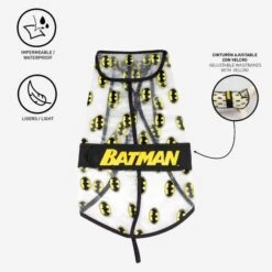 Impermeable Ajustable De Batman Para Perros -Animalear Ventas for fan pets impermeabile batman licenza ufficiale dc comics 4 600x600 6220e36fc577b 627b6a2f1099d