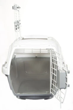 Transportín De Plástico IATA Para Perros Y Gatos -Animalear Ventas transportin de plastico iata para perros gatos 2